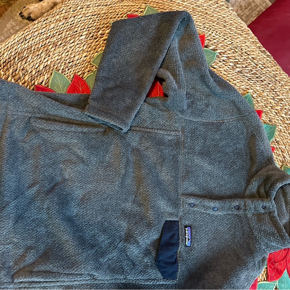 Patagonia Charcoal Fleece Outerwear size medium - Picture 5 of 7